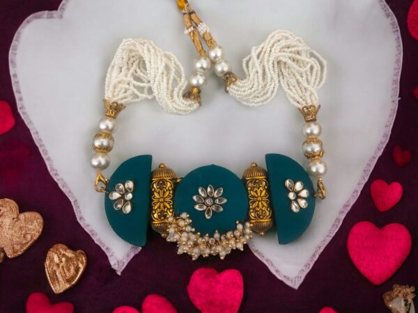 Necklace Set with Earring - Image 2